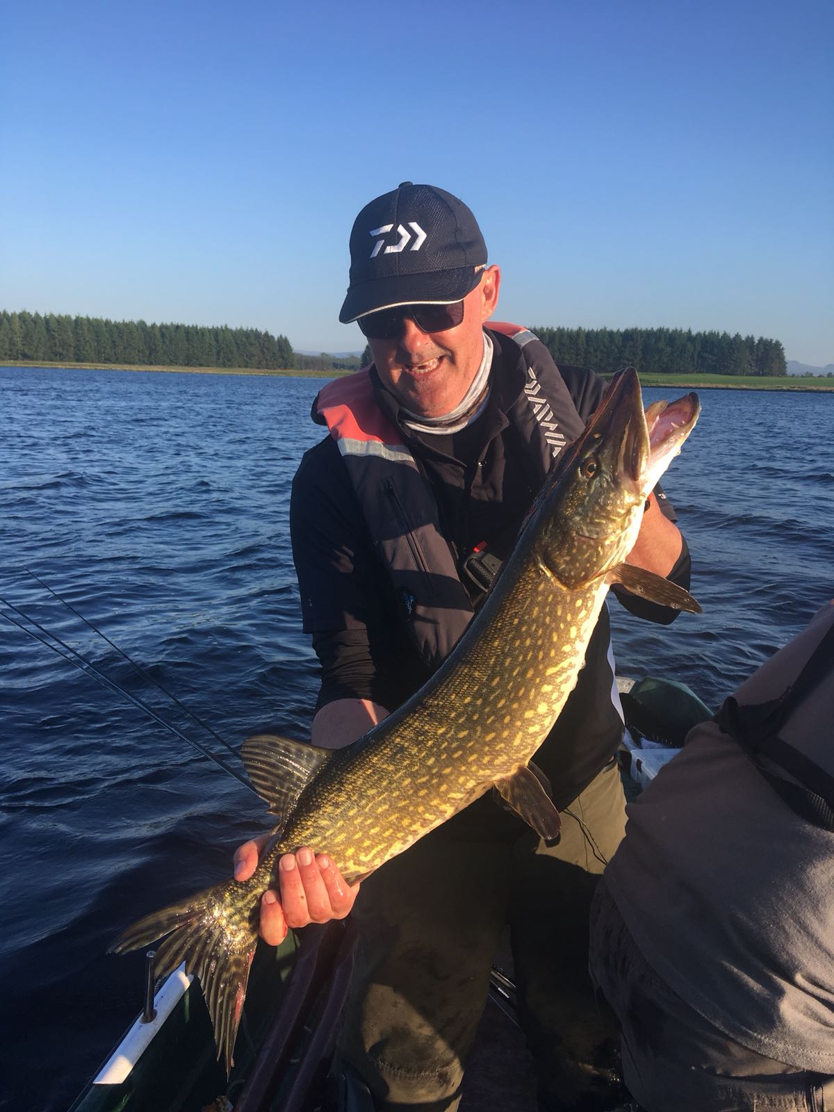 43f77e5c-c3cd-425e-b240-69e75823b79c